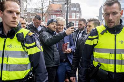 Man aangehouden vlak voor flyeractie van Wilders