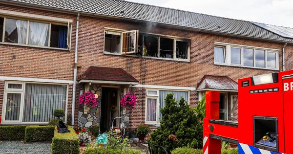 Bovenverdieping van woning in Someren-Eind volledig uitgebrand - Eindhovens Dagblad