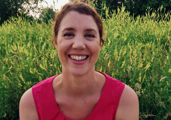 Susan (40) kwam van zware acne af door haar leefstijl aan te passen: “Bijna elke avond ging ik huilend naar bed”