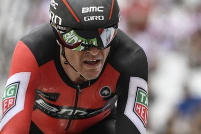 Van Avermaet blijft onbedreigde leider in WorldTour