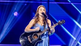 Marie-Hélène charmeert coach Koen met Nobelprijs in het Engels