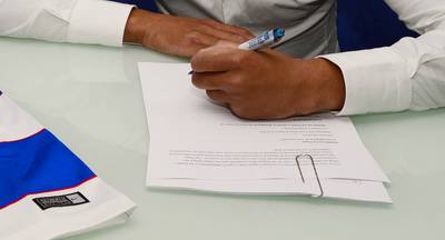 Drukke laatste transferdag: net geen record in Nederland