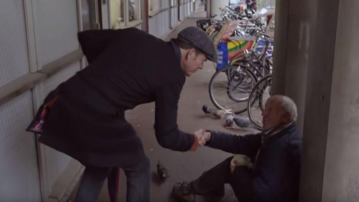 Beau van Erven Dorens terug op tv met dak- en thuislozen programma, maar nu in Rotterdam