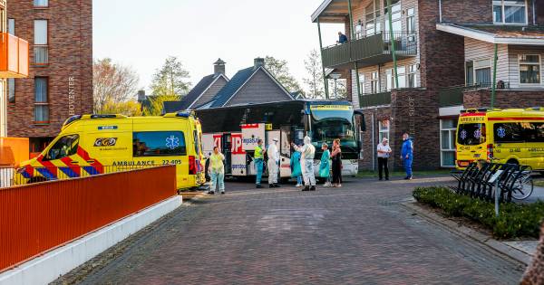 Dochter over evacuatie van haar ouders (88) uit zorgcentrum Liessel: 'Het heeft een enorme lading' -