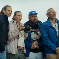 Acht kinderen, 21 kleinkinderen en geen smartphone: ‘Ik hoor bij de laatste 4 procent van Vlaanderen’