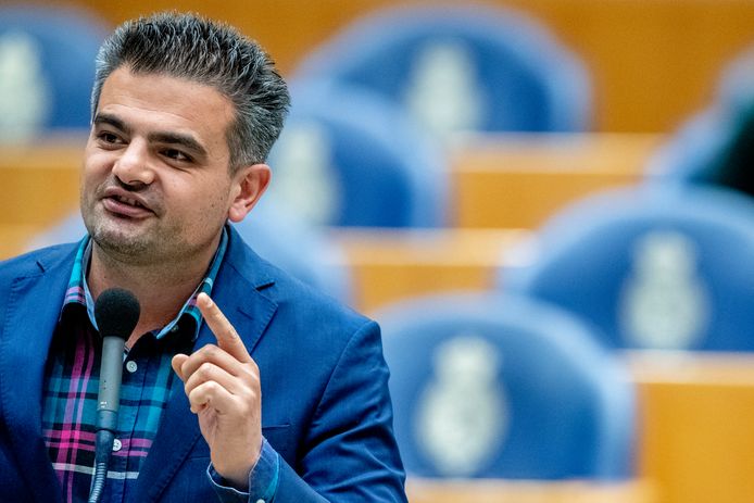 Tunahan Kuzu is de fractievoorzitter van DENK in de Tweede Kamer.