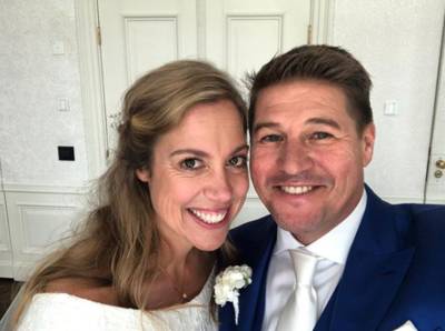 Angela Groothuizen trouwde Martijn Krabbé en zijn Deborah