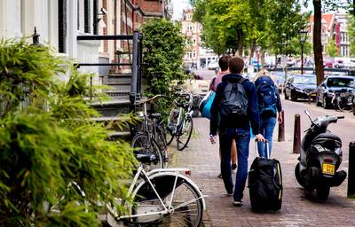 Net zoveel Airbnb-bedden als hotelbedden in Amsterdam
