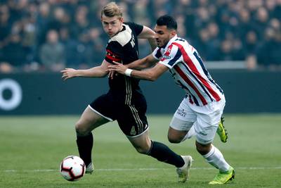 De Ligt lacht na bekerzege: ‘Dat is één’