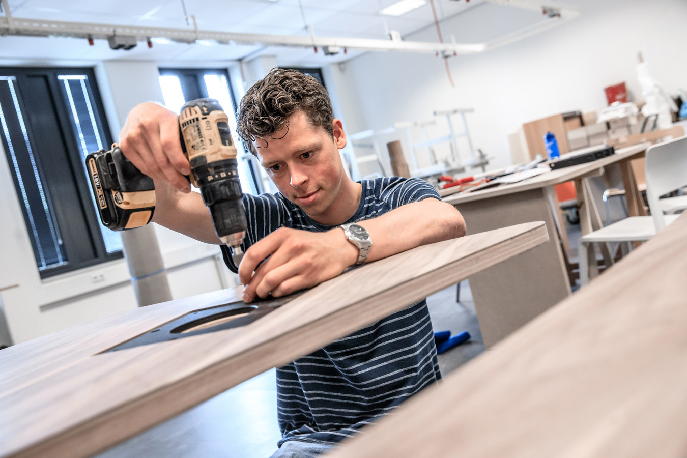 Rotterdamse student maakt tafel Avondetappe | Foto | AD.nl