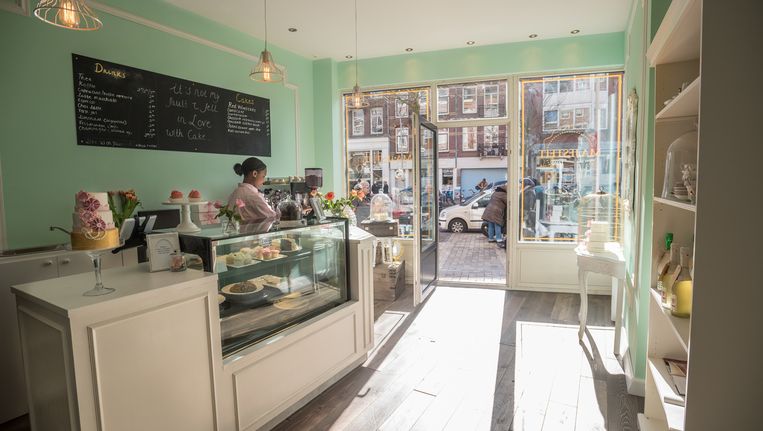 Omdat Iedereen Op Z N Tijd Een Stukje Taart Nodig Heeft Het Parool