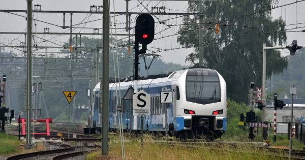 Veel vertraging op Twentse spoornet na aanrijding; beperkingen voorbij.