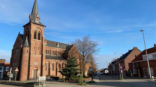 Vrouw vlucht naakt kerk binnen na zoveelste partnergeweld