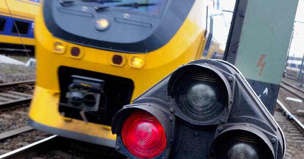 Tijdelijk geen treinen tussen Lage Zwaluwe en Oudenbosch - BN DeStem