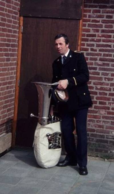 Gerrit Jacobs uit Sint Agatha musiceert al 70 jaar en wordt gehuldigd