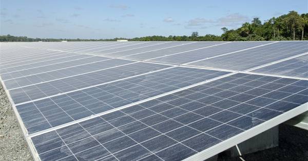 Hernen is verdeeld over een enorm zonnepark naast de deur