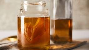 Sla jij ook aan het brouwen deze kerstvakantie? Zo maak je je eigen kombucha