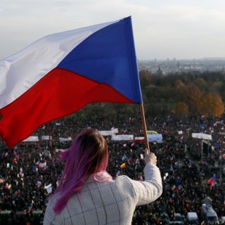 250.000 Tsjechen demonstreren in Praag tegen premier Babis
