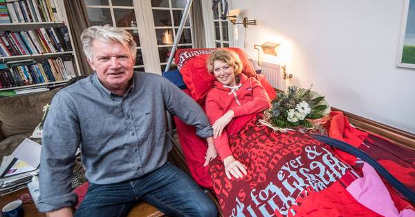 Bestuurder laat Willemijn (63) voor dood achter in Oud-Ootmarsum - Tubantia