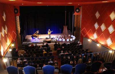 Cantine Theater krijgt langzaam weer kleur