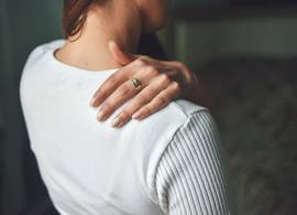 Chronische pijn in je nek en schouders? Het zou fibromyalgie kunnen zijn