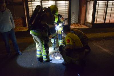 Brandweer rukt uit voor benzinelucht in Bosstraat in Groesbeek