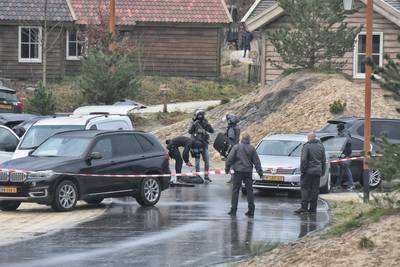 Arrestatieteam houdt verwarde man aan in bungalow vakantiepark Efteling
