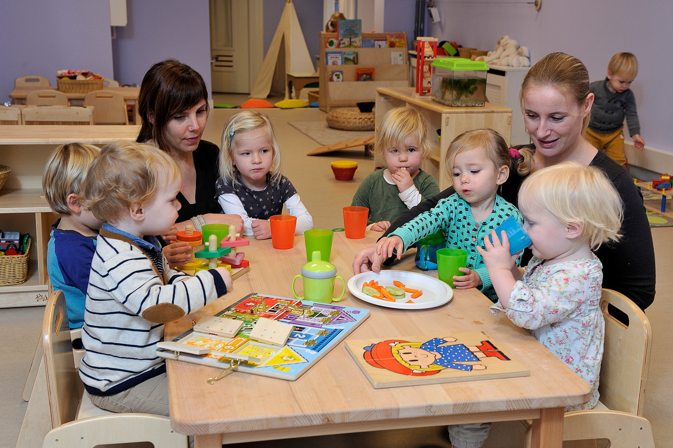 Kinderopvang steeds populairder onder werkende ouders Foto AD.nl