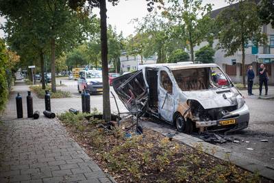Wijk geschrokken na brand in bus met lachgas van horeca-baas: ‘Ik dacht dat ik droomde’