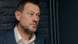 “Dit is beangstigend”: ‘Het Uur van De Pauw’ volgt Bart zijn weg ...