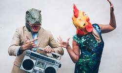 Welk sterrenbeeld brengt de freak in jou naar boven? Astroloog: “Weegschaal met Vissen geeft creatief vuurwerk”