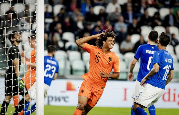 Download Nederland Italië Nations League PNG