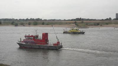 Drenkeling in Waal, traumaheli landt op Waalkade