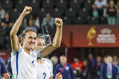 Scott zet Oranje op scherp: Engeland is onverslaanbaar