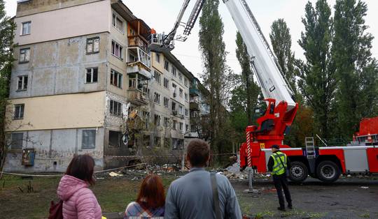 Oekraïne valt Russische olieraffinaderijen aan, Rusland lanceert aanvallen op Oekraïense brandstof- en energiesector