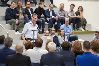 Nieuwe strategie: Rutte valt ‘kamergeleerde’ Baudet aan