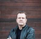 Opera Ballet Vlaanderen stopt samenwerking met directeur Bart van der Roost