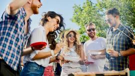 “Startschot voor feestjes”: experts waarschuwen voor gevaar van bubbel van 10