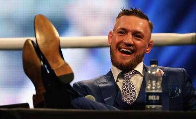 McGregor viert verjaardag in Londen met nieuwe face-off tegen Mayweather
