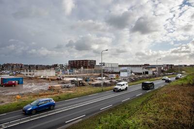 Winkelcentrum schiet uit de grond