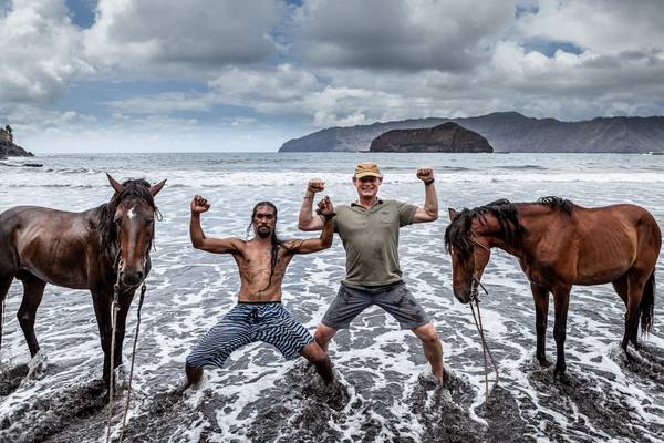 Martin Clunes: Islands of the Pacific