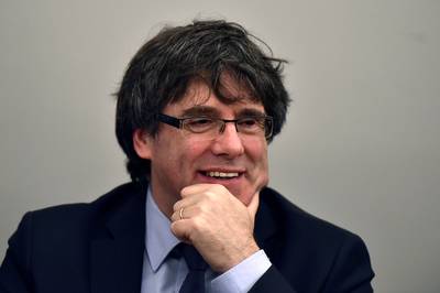 Puigdemont meldt zich bij politie in Finland
