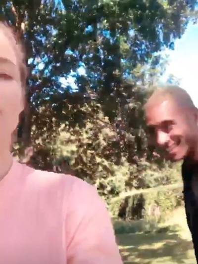 Jeroen van Koningsbrugge afgepoeierd door Jinek en de paksoi van Doutzen