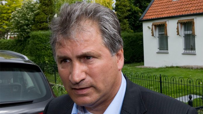 Tscheu La Ling Functie Van Directeur Bij Ajax Uitdaging Nederlands Voetbal Ad Nl September — la la la (never give it up). tscheu la ling functie van directeur