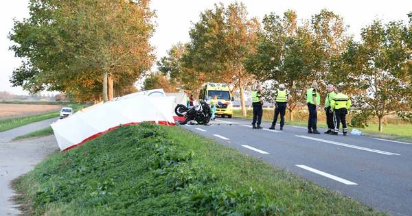 Motorrijder overleden na aanrijding met bestelbus in Sint-Annaland.