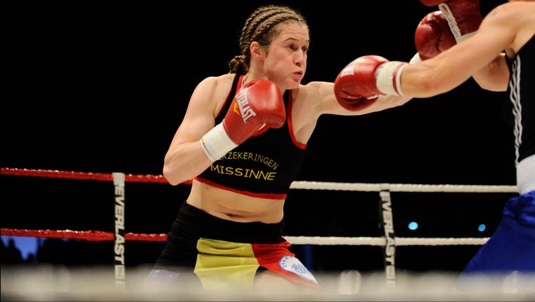 Delphine Persoon Verslaat Bulgaarse Petkova Met Knock Out