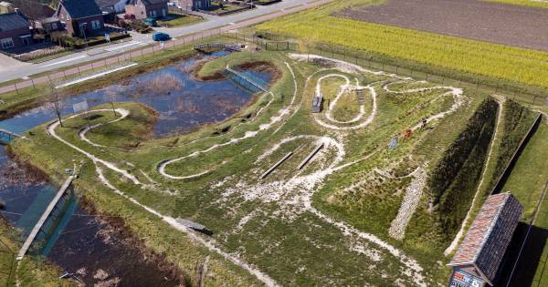 Deurne tikt bikeclub op de vingers voor te vrij aanpassen van fietspark Liessel - Eindhovens Dagblad