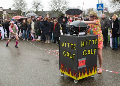 Storm Dennis: besluit over doorgaan carnavalsoptochten eind van de middag