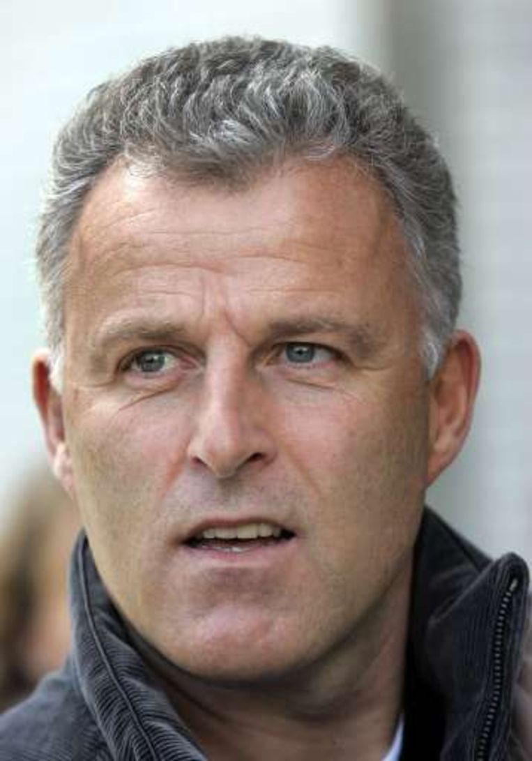 Van der Sloot bekent op TV: "Dump Holloway in zee ...