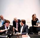 Coronavirus: ‘Nu beter alle festivals, symposia en sportwedstrijden afgelasten’